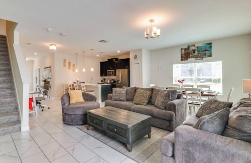 Four Corners House | Pet Friendly! Townhome w/Pool in ChampionsGate