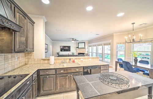 South Tulsa House | Pet-Friendly Tulsa Escape w/Private Hot Tub!
