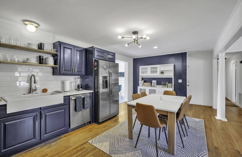 Greenville House | Pet-friendly, 5BR,4BA 8-bed, private pool+firepit, home + apt, 3 min to Furman
