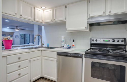 Shelter Cove Villa | Pet Friendly | Palmetto Dunes| First Floor Villa | Renovated