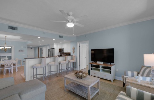 Lower Grand Lagoon Condo | PET FRIENDLY-BEACH CHAIRS UMBRELLA INCL-3 UNITS SIDE BY SIDE 1904,1905,1906