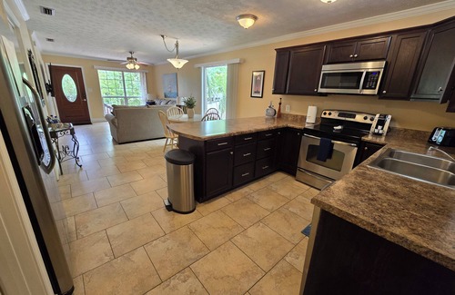 Panama City Beach Cottage | Pet Friendly Cottage Minutes To Pier Park-Frank Brown-Beach! Monthly Rates