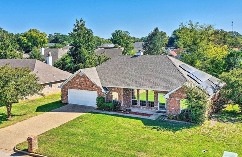 Whitehouse House | Pet-Friendly Whitehouse Home w/ Fenced Yard!