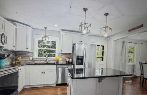 Cary House | Pet friendly whole house in heart of cary