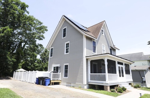 West Cape May House | Pet Friendly with a pool! n