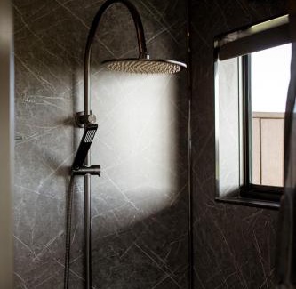 Merivale Apartment | Peter the Tiny Cabin in Esperance