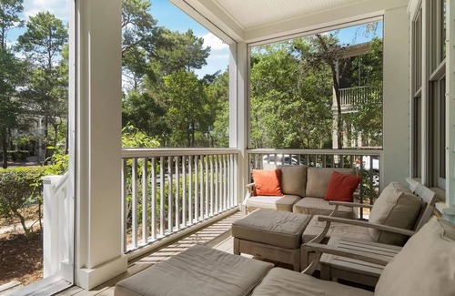 Cottage District House | PetFriendly Gem By Gulf w Cart and Luxe Amenities