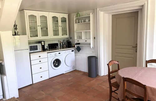 Varengeville-sur-Mer Ski Chalet | Petit Clos, in a wonderfull garden