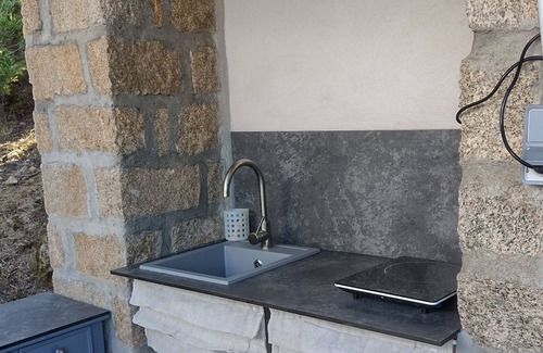 Belvedere-Campomoro Apartment | Petit Coin de Paradis Niché Dans le Maquis