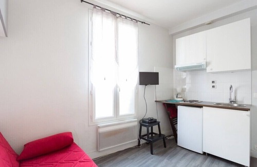 Gentilly Apartment | Petit Espace Bien Agencé Pour Court Séjour , Proche Maison des Examens