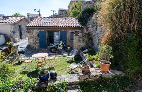 Saint-Saturnin House | Petit gite du Bistrot d ici