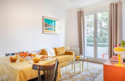 La Conception Apartment | Petit jaune, T2 centre ville Marseille avec balcon