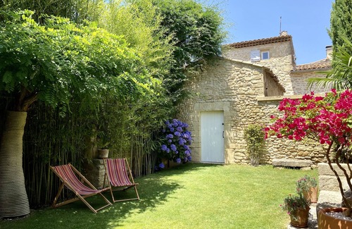 Cornillon-Confoux House | Petit mas Dans Village Provençal