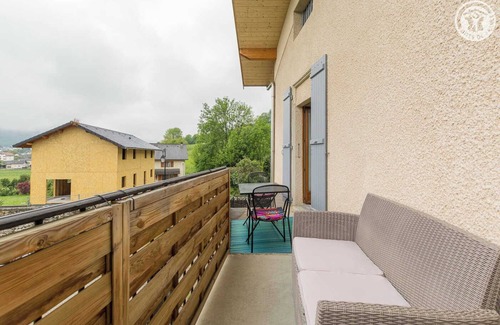 La Croix-de-la-Rochette House | PETIT PAYS - LA CROIX DE LA ROCHETTE