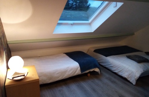 Neuilly House | PETIT STUDIO MANSARDE 2 PERSONNES