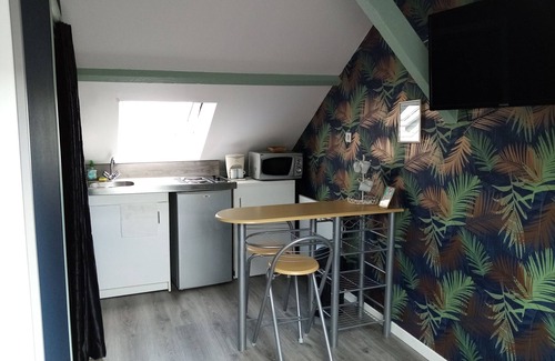 Neuilly House | PETIT STUDIO MANSARDE 2 PERSONNES