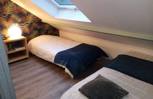 Neuilly House | PETIT STUDIO MANSARDE 2 PERSONNES