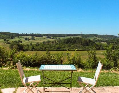 Bossugan House | Petit Vaure