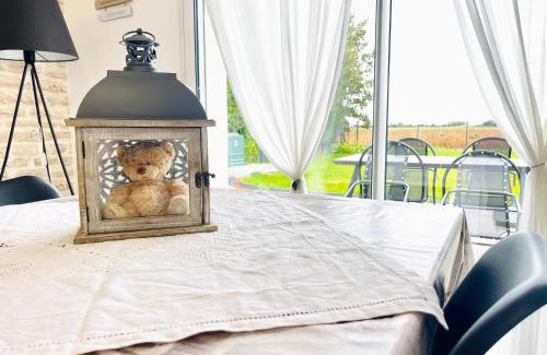 Poupry House | Petite maison au calme