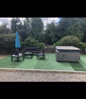 Lanneanou House | Petite maison de campagne avec jacuzzi