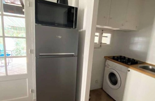 Frejus Cottage | Petite Maison de Vacances au Bord D'un Petit Bois