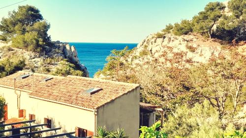 Niolon House | Petite maison rénovée- Niolon à la mer