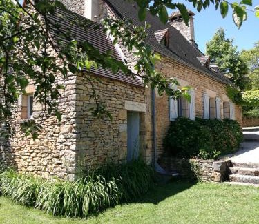 Saint-Amand-de-Coly House | Petite Vignolle