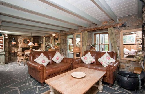 Sennen Cove Cottage | Petra, Beach Cottage, Great Sea Views, Garden