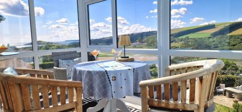 Bantham Apartment | Petrichor, with panoramic views over The Bantham Estuary