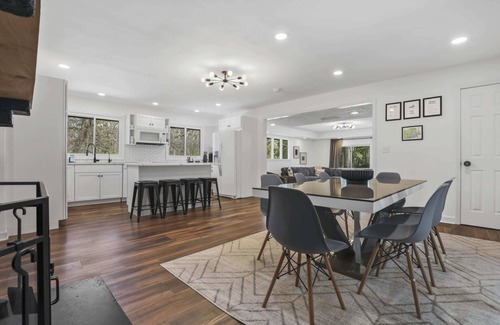 Loves Park House | Pets | Families & Groups | Fireplace | Game Room