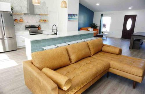 Palm Coast House | Pets Ok! Boho Bungalow 12mins 2 Beach Wpool Table