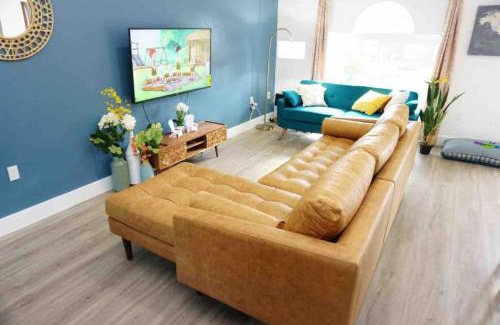 Palm Coast House | Pets Ok! Boho Bungalow 12mins 2 Beach Wpool Table