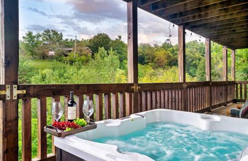 Sevierville House | Pets OK! Hot Tub, Wi-Fi, Game Room