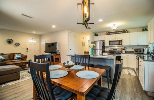 Lakeland House | Pets welcome! Cozy Sail Away Retreat Lkld