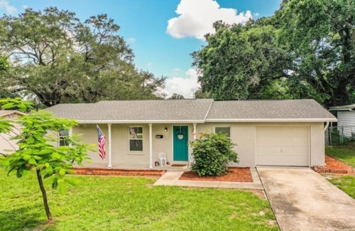 Lakeland House | Pets welcome! Cozy Sail Away Retreat Lkld