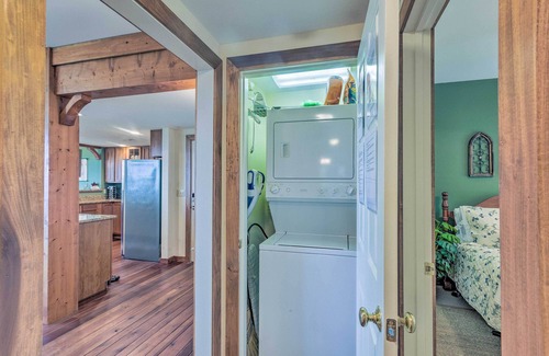 Mountain Air Condo | Pets Welcome: Quaint Blue Ridge Mountain Getaway!
