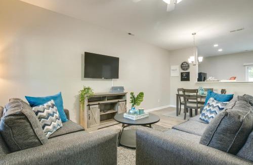Southeast Raleigh House | Pets Welcome Townhome with Patio in Raleigh!