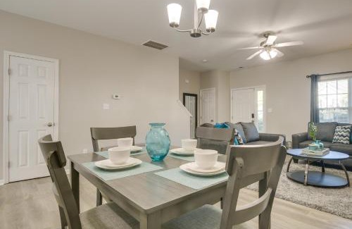 Southeast Raleigh House | Pets Welcome Townhome with Patio in Raleigh!