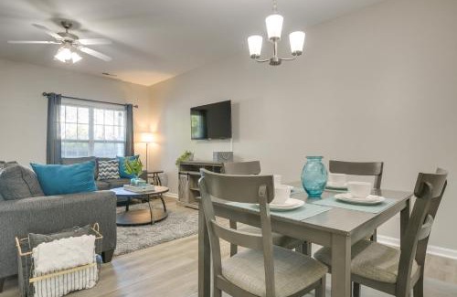 Southeast Raleigh House | Pets Welcome Townhome with Patio in Raleigh!