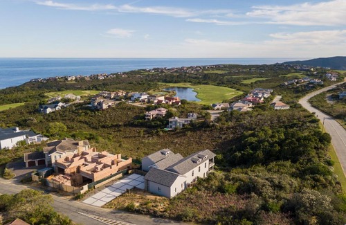 Knysna Villa | Pezula- Luxury Retreat FC4