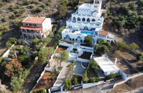 Porto Rafti Villa | Φ Villa by A&D Properties