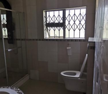 Kingsborough Bed & Breakfast | Phakathi Lifestyle Village Umnini