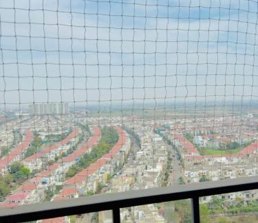 Greater Noida Apartment | Phantom stays