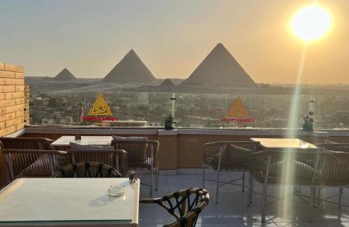 Al Haram Apartment | Pharaoh jacuzzi pyramids view