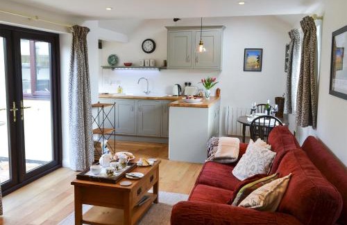 East Dereham House | Pheasant Lodge