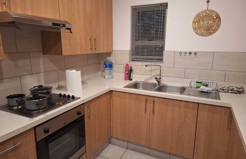 Germiston Apartment | Phenomenal 2-bedroom apartment in Germiston