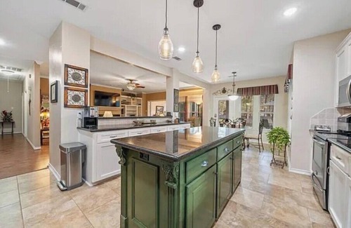 Conroe House | Phenomenal 3-bedroom house in Conroe