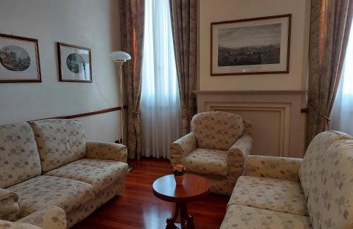 Correggio Hotel | Phi Hotel Dei Medaglioni