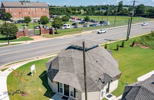 Tuscaloosa House | Phoenix Cottages (900)