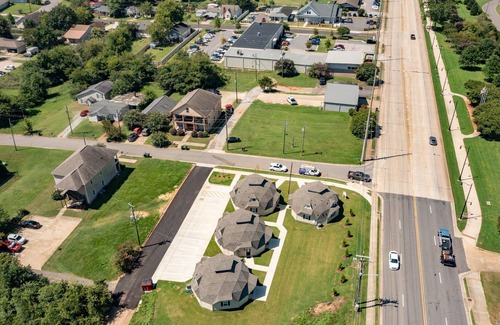 Tuscaloosa House | Phoenix Cottages (900)